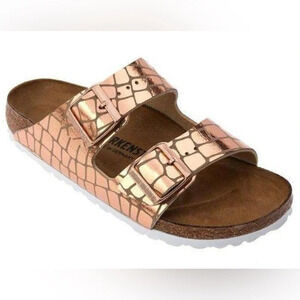 Birkenstock New
Arizona Gator copper
Gleam Two-Strap Comfort Sanda
$100